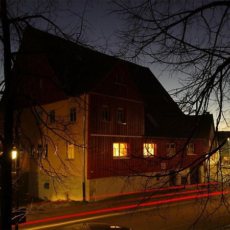 Gemuetliche Gaestezimmer In Einem Neu Sanierten Fachwerkhaus Sachsenheim Eksteriør billede