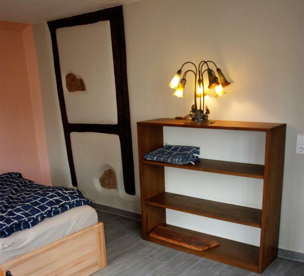 Gemuetliche Gaestezimmer In Einem Neu Sanierten Fachwerkhaus Sachsenheim Eksteriør billede